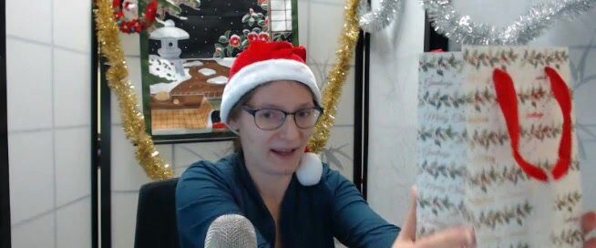 Der ganze Weihnachtswahnsinn auf Japanisch. Geschenke schenken und bekommen auf Japanisch.