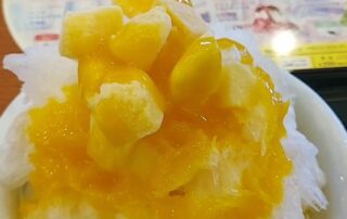 Mango Kakigoori (geschabtes Eis) liegt gerade total im Trend.