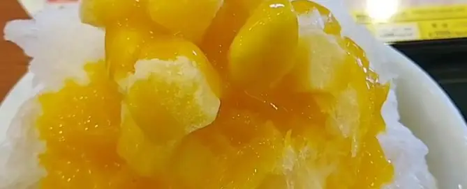Mango Kakigoori (geschabtes Eis) liegt gerade total im Trend.