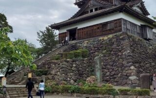 Eine Burg in Japan, welche die japanische Geschichte wieder erweckt.