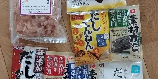So viel Auswahl an Dashi für die japanische Küche.