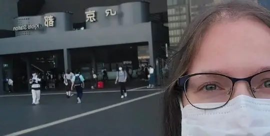 Endlich kann Manuela Ito-Loidl ihren Kurztrip nach Kyoto antreten.