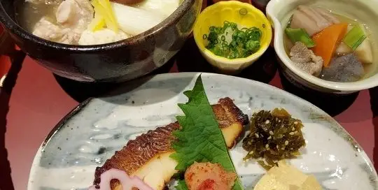 So sieht es aus, wenn Manuela Ito-Loidl Japanisch kocht.